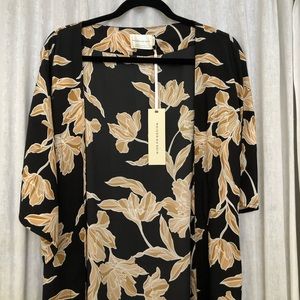 NWT Maison du Soir kimono